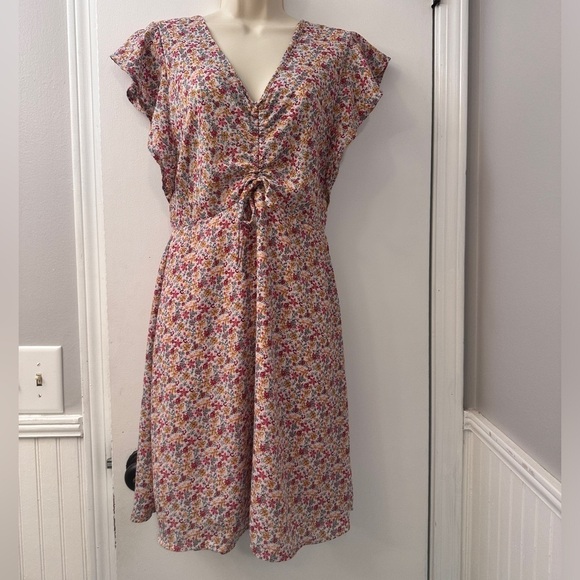 Monteau Los Angeles Floral Ruched Shortsleeve Ruffled Flowy Multicolored Size M - Picture 2 of 12